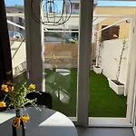 Garden Apartment, Wifi And Private Parking * Porto SantʼElpidio