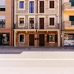 Σπίτι διακοπών Garden Apartment, Wifi And Private Parking *