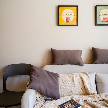 Garden Apartment, Wifi And Private Parking בית נופש *