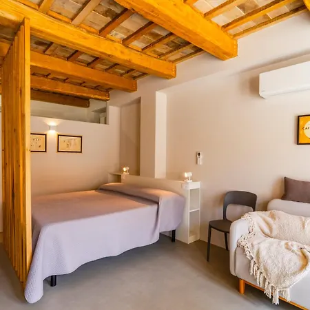 בית נופש Garden Apartment, Wifi And Private Parking Porto SantʼElpidio