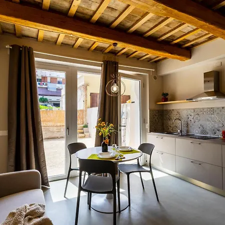 Garden Apartment, Wifi And Private Parking * Porto SantʼElpidio