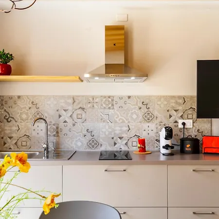 Garden Apartment, Wifi And Private Parking בית נופש *