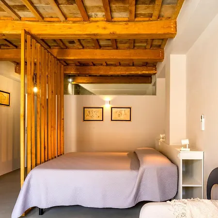 בית נופש Garden Apartment, Wifi And Private Parking