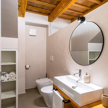 Garden Apartment, Wifi And Private Parking בית נופש *